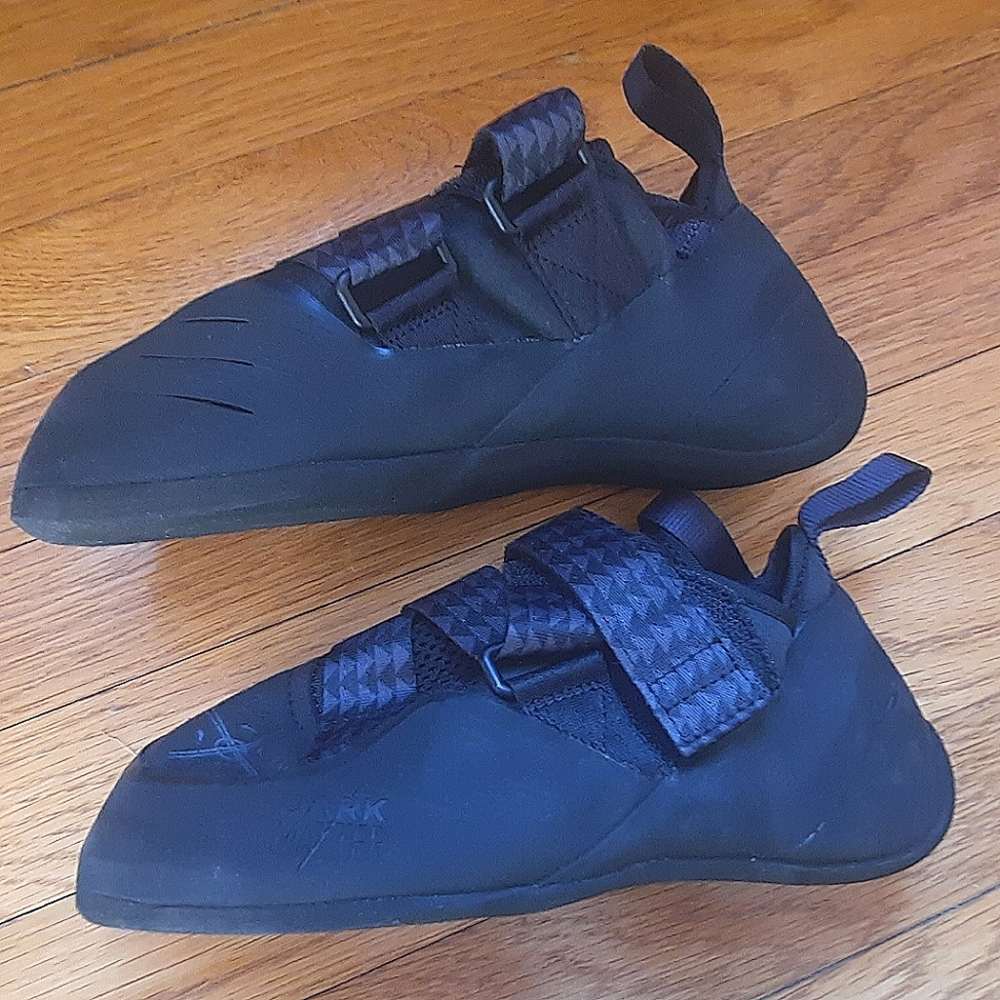 So iLL climbing shoes